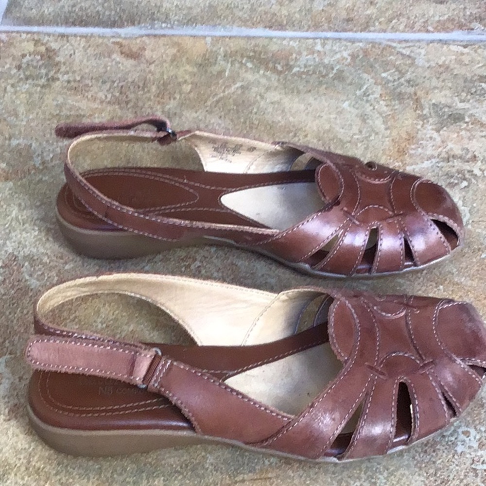 Light brown sling back ,closed toe sandal